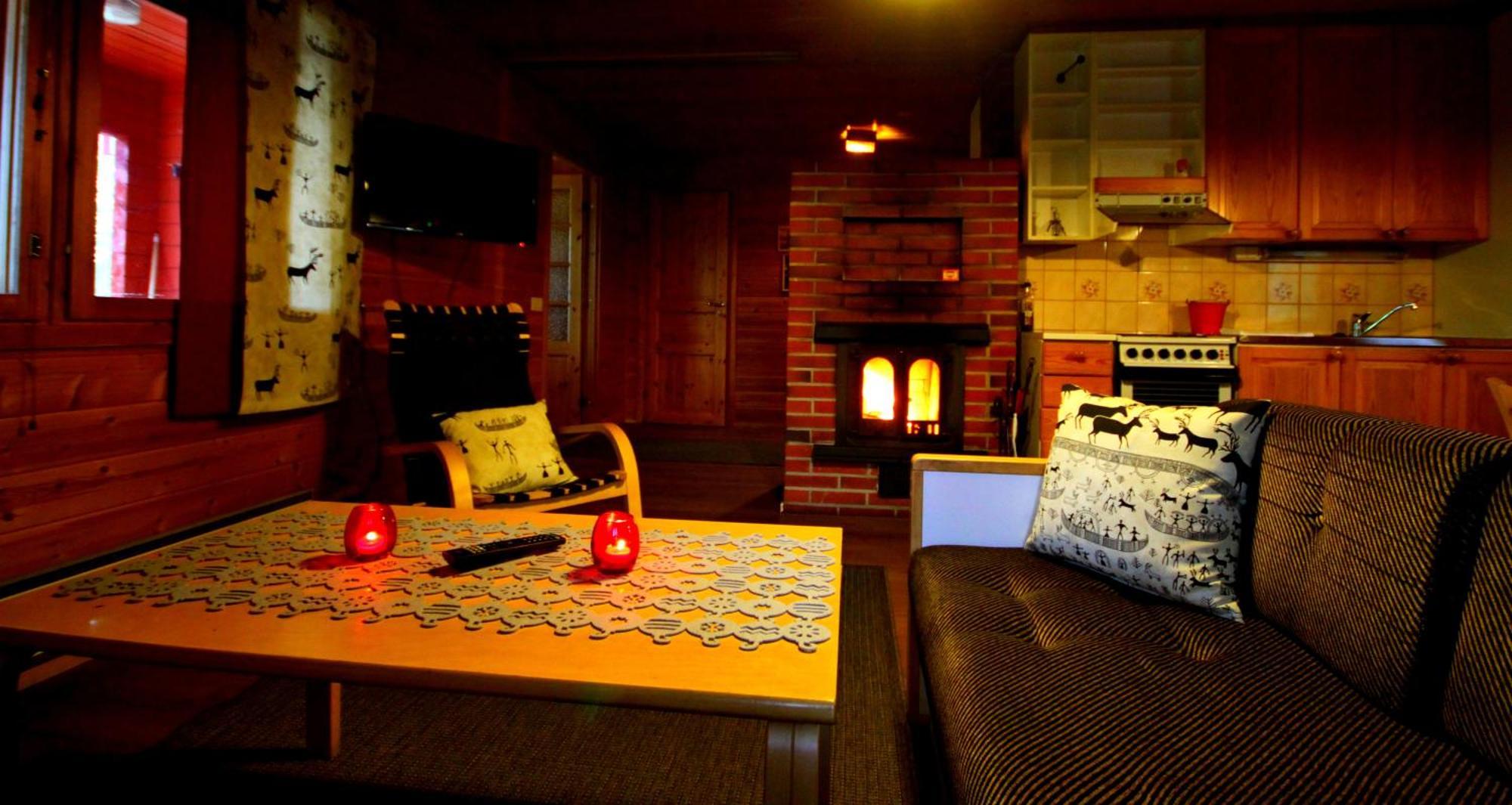 Ukonjaerven Holiday Village Ivalo Room photo